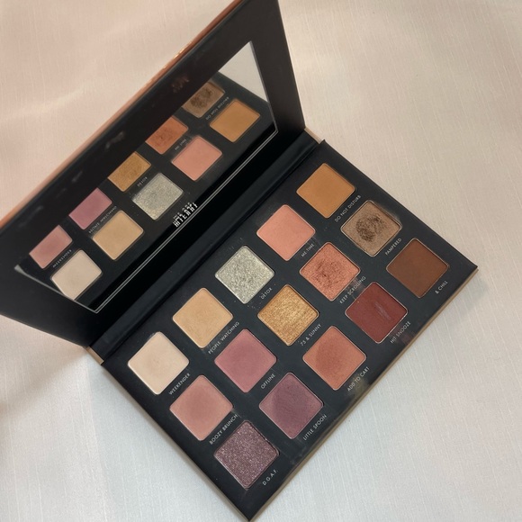 Milani Gilded Nude Eyeshadow Palette - Picture 4 of 7